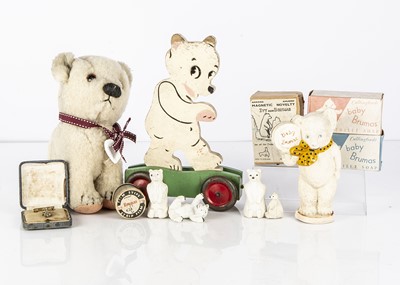 Lot 250 - Brumas and Ivy the polar bear memorabilia