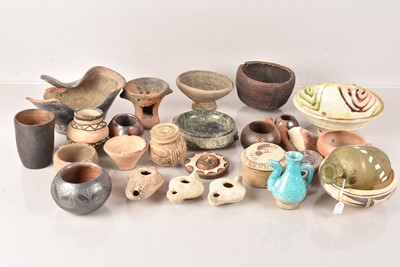 Lot 276 - An assortment of various Pottery