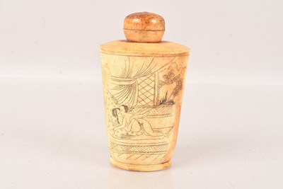 Lot 520 - A Chinese Bone Snuff Box