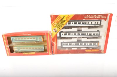 Lot 101 - Hornby 00 gauge Diesel Multiple Unit sets (2)