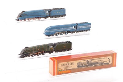 Lot 113 - Hornby 00 gauge Streamlined Steam Locomotives and tenders (4)