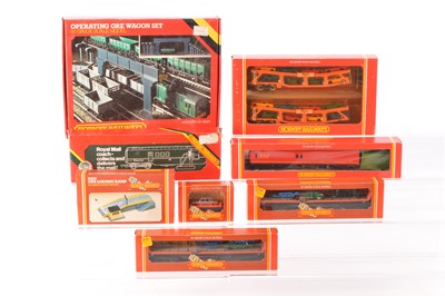 Lot 143 - Hornby 00 gauge Operating sets and wagons in original boxes (8)