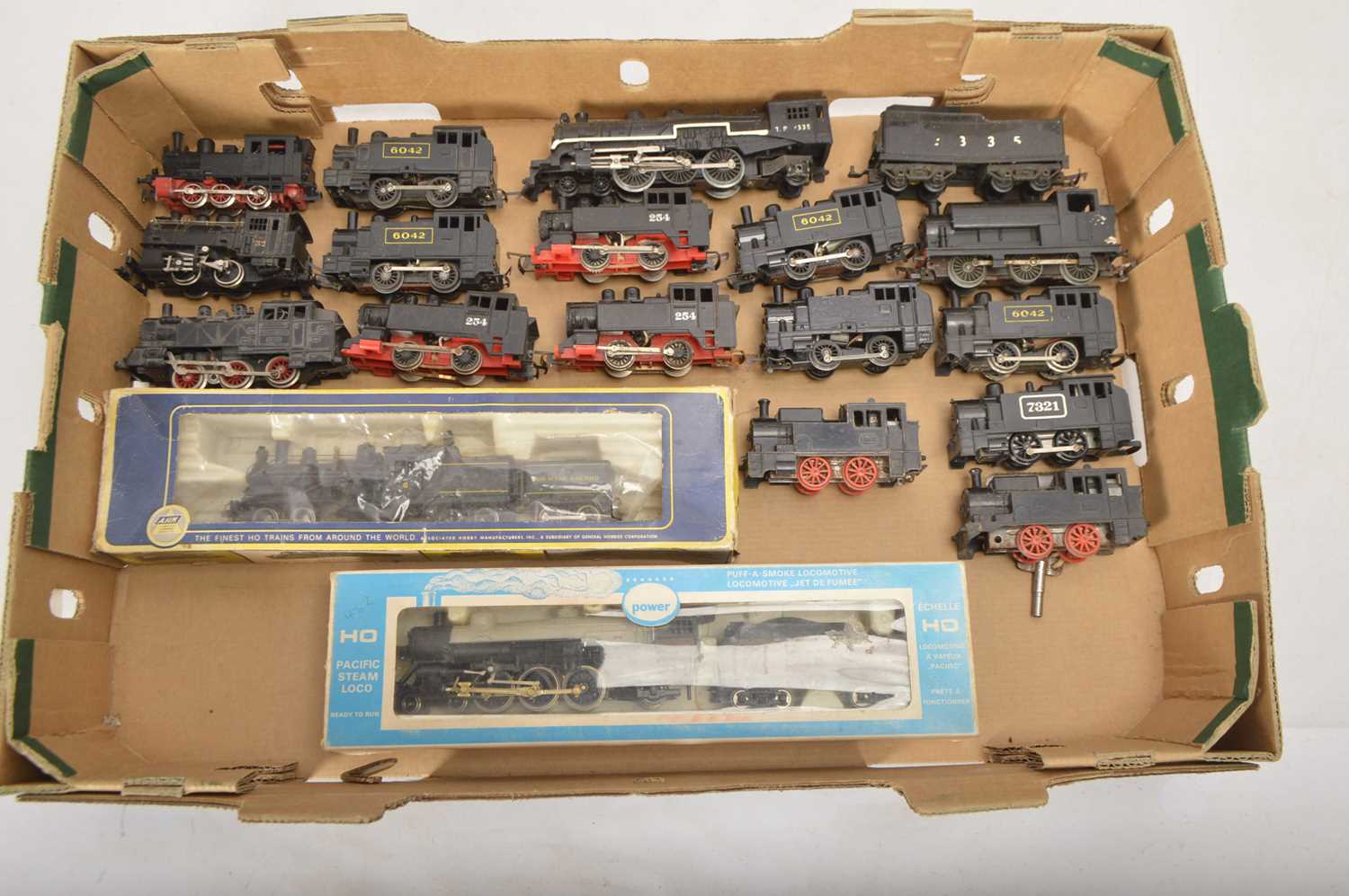 Lot 421 - Hornby Model Power AHM and other Steam Locomotives 00/H0 gauge (18)