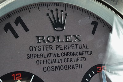 Lot 4 - A modern wall clock