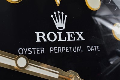 Lot 10 - A modern wall clock