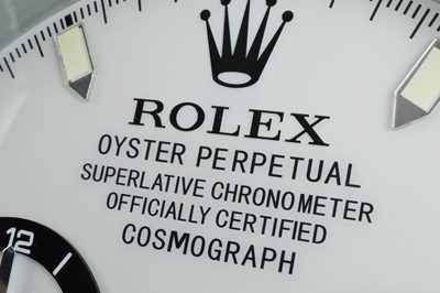 Lot 12 - A modern wall clock