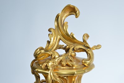 Lot 19 - A late 19th or early 20th century brass Louis XVI style mantle clock