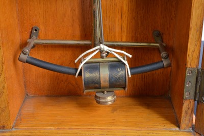 Lot 31 - An early 20th century electronic wall clock by Bulle