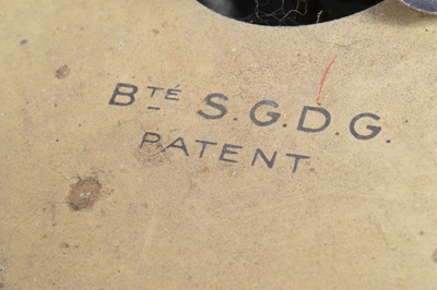 Lot 33 - A c1920c Bulle-Clock electronic wall clock