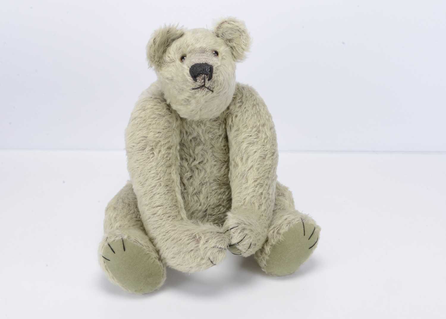 Lot 10 - A Sheila B McTaggart artist teddy bear