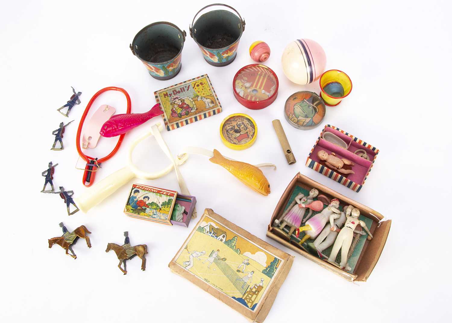 Lot 391 - Interesting Japanese toys