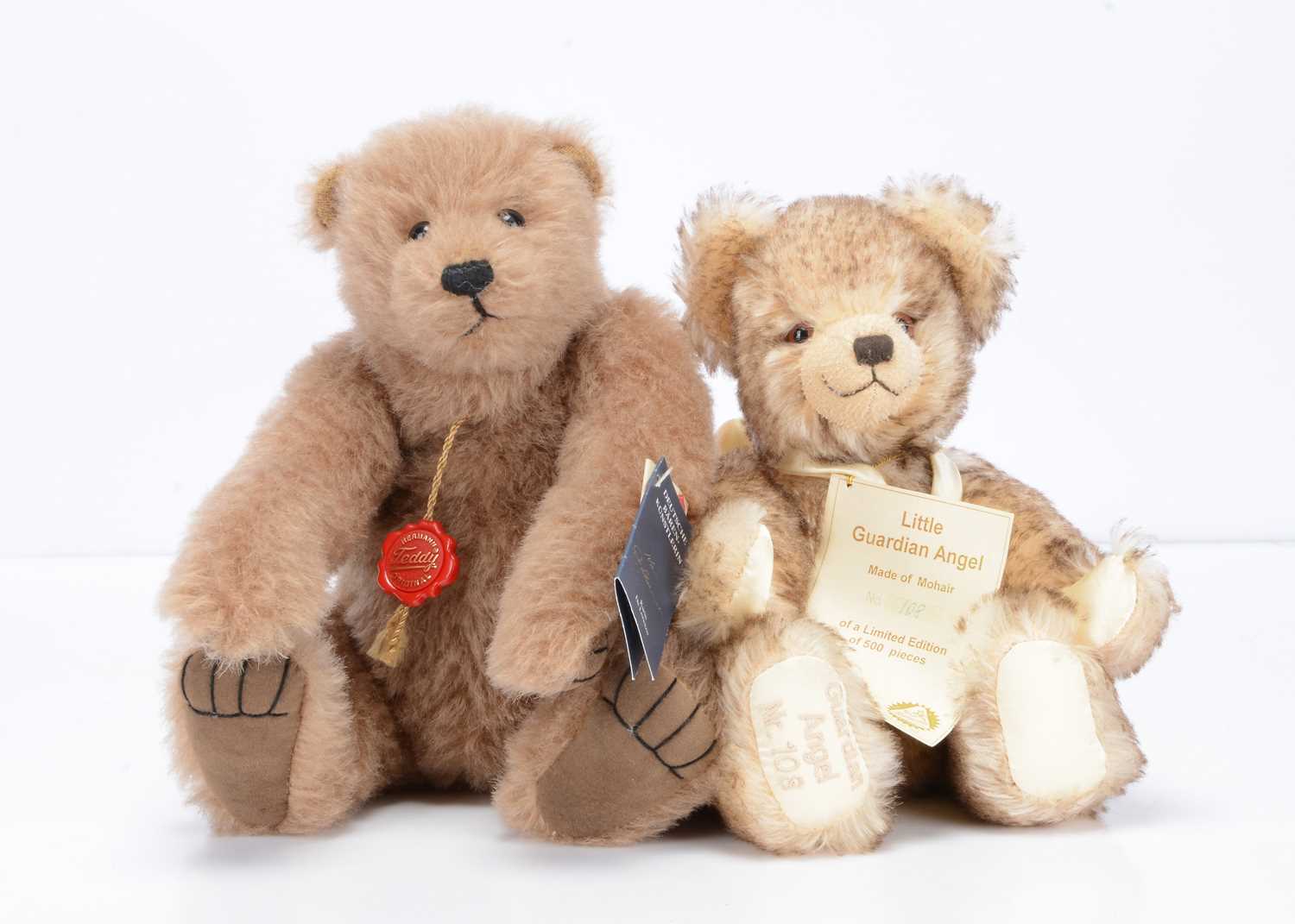 Lot 45 - A limited edition Karin De Lorenzo, Slacky teddy bear for Hermann