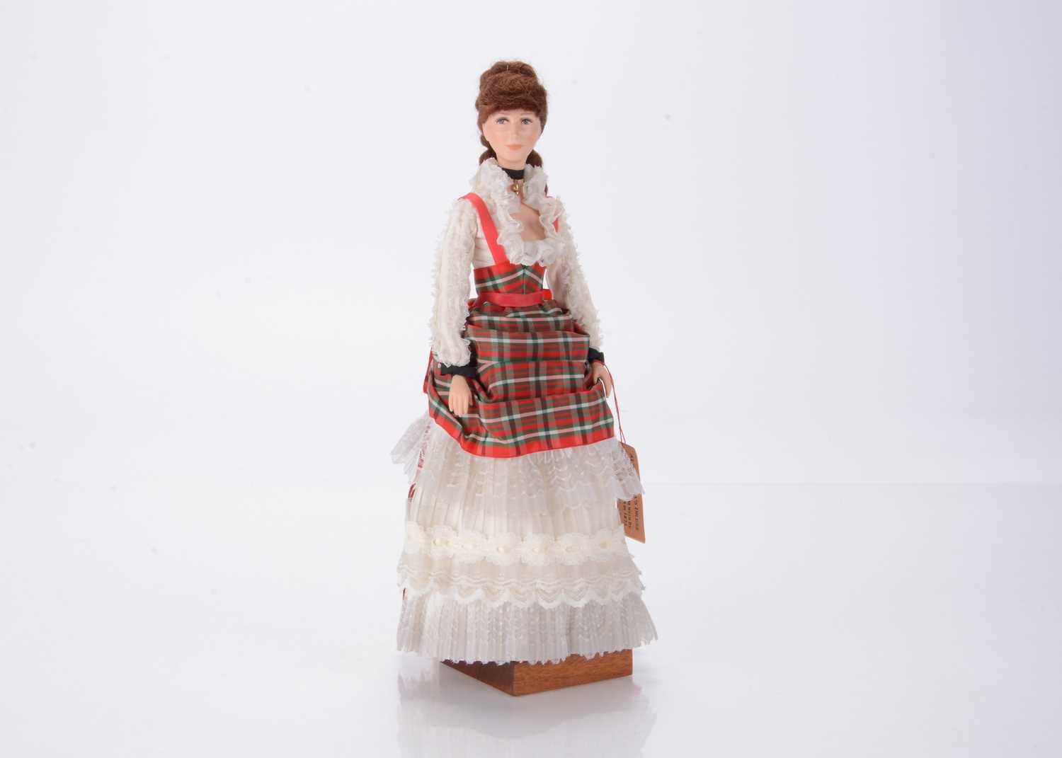 Lot 103 - An Ann Parker artist doll modelled after Princess of Wales - Alexandra's Dress