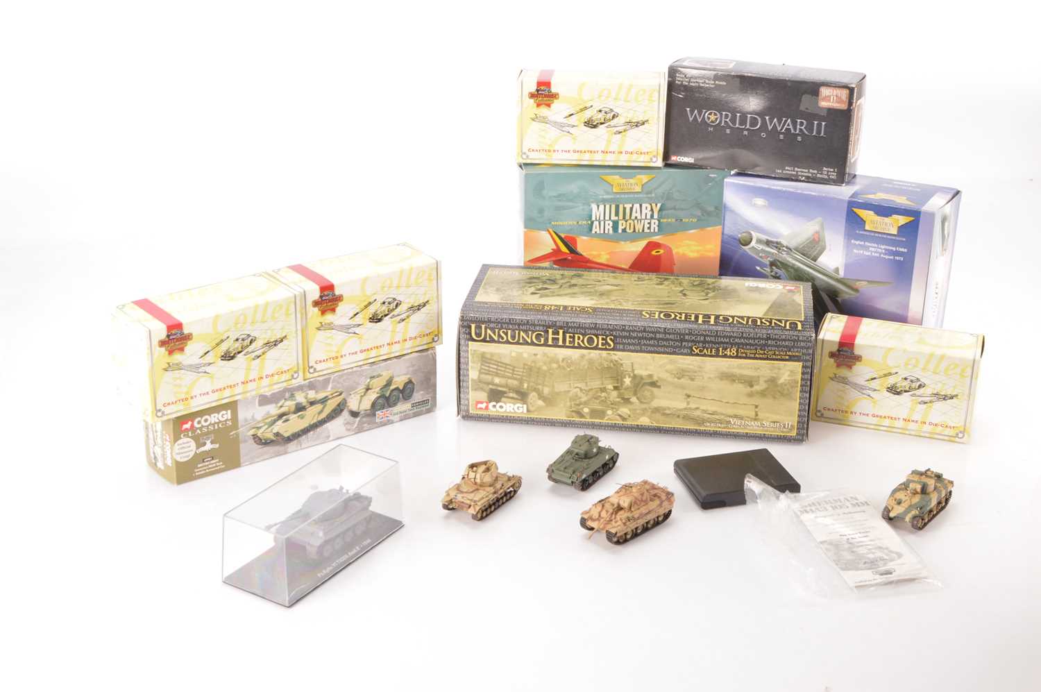 Lot 167 - Modern Diecast WWII and Later Military Vehicles and Aircraft (16)