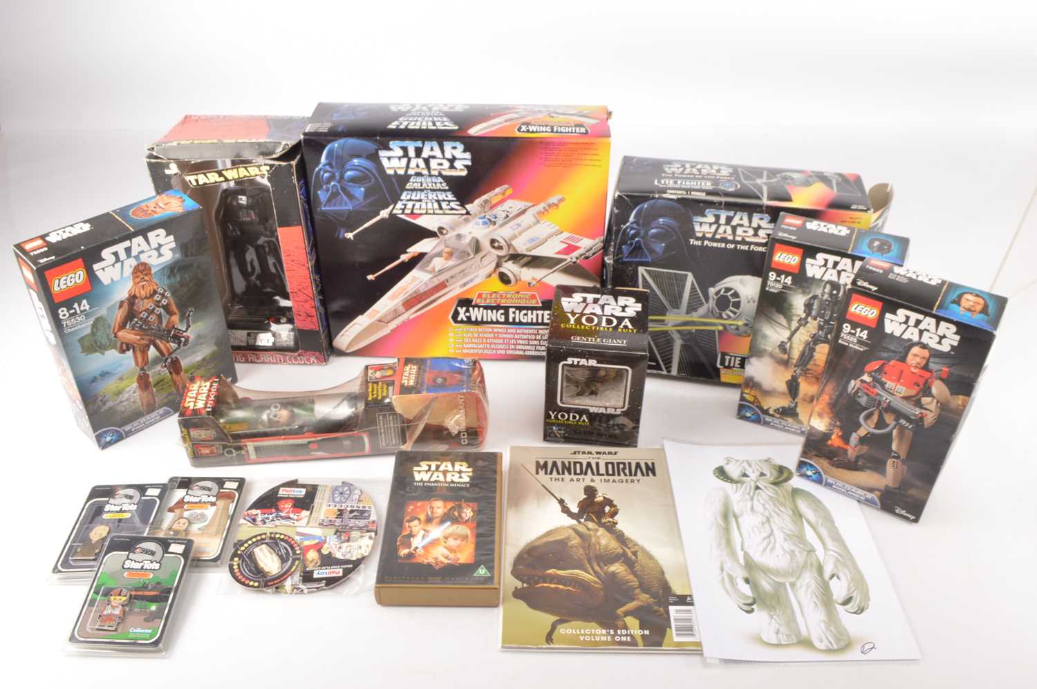 Lot 547 - Star Wars 1990s and Later Toys and Collectibles Includes Lego (15)