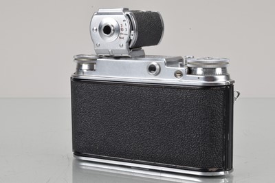 Lot 107 - A 1953 Voigtländer Prominent Rangefinder Camera