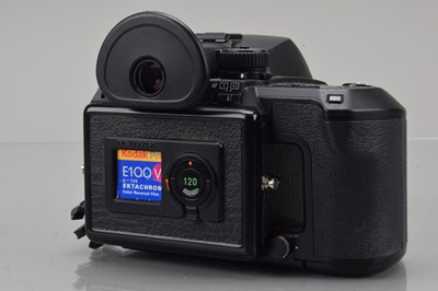 Lot 193 - A Pentax 645 NII Camera