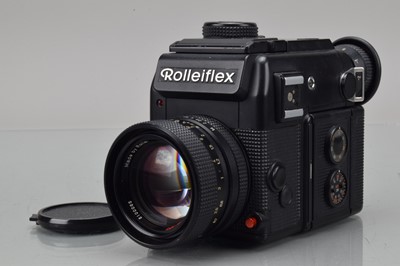 Lot 200 - A Rolleiflex SL-2000 F Motor Camera