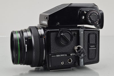 Lot 224 - A Zenza Bronica ETRsi Camera