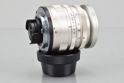 Lot 305 - A Contax Carl Zeiss T* 35-70mm f/3.5-5.6 Vario Sonnar Lens