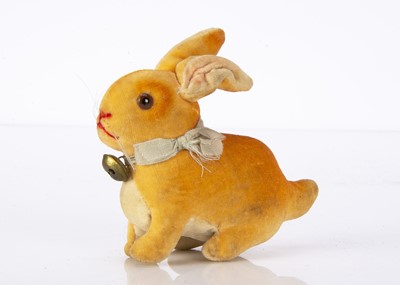 Lot 621 - A small 1930s Steiff velvet seated rabbit