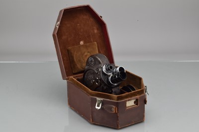 Lot 364 - A Bell & Howell Filmo Camera 70 DA 16mm Cine Camera