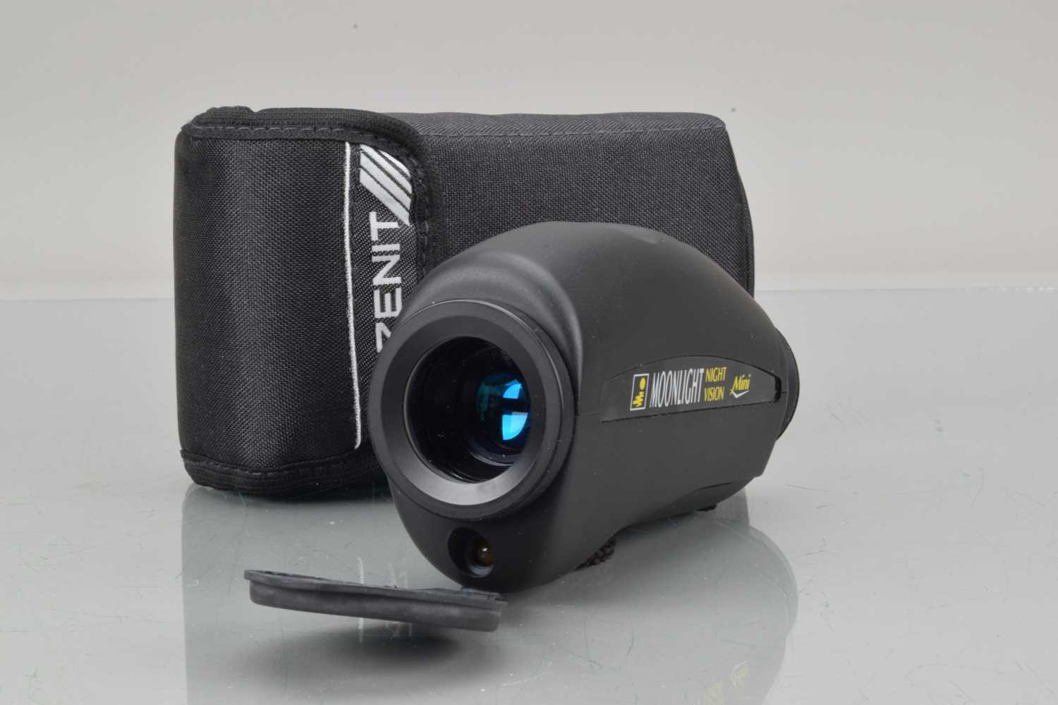 Lot 430 - A Zenit Moonlight Night Vision Scope.