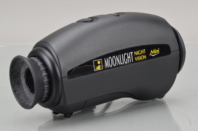 Lot 430 - A Zenit Moonlight Night Vision Scope.