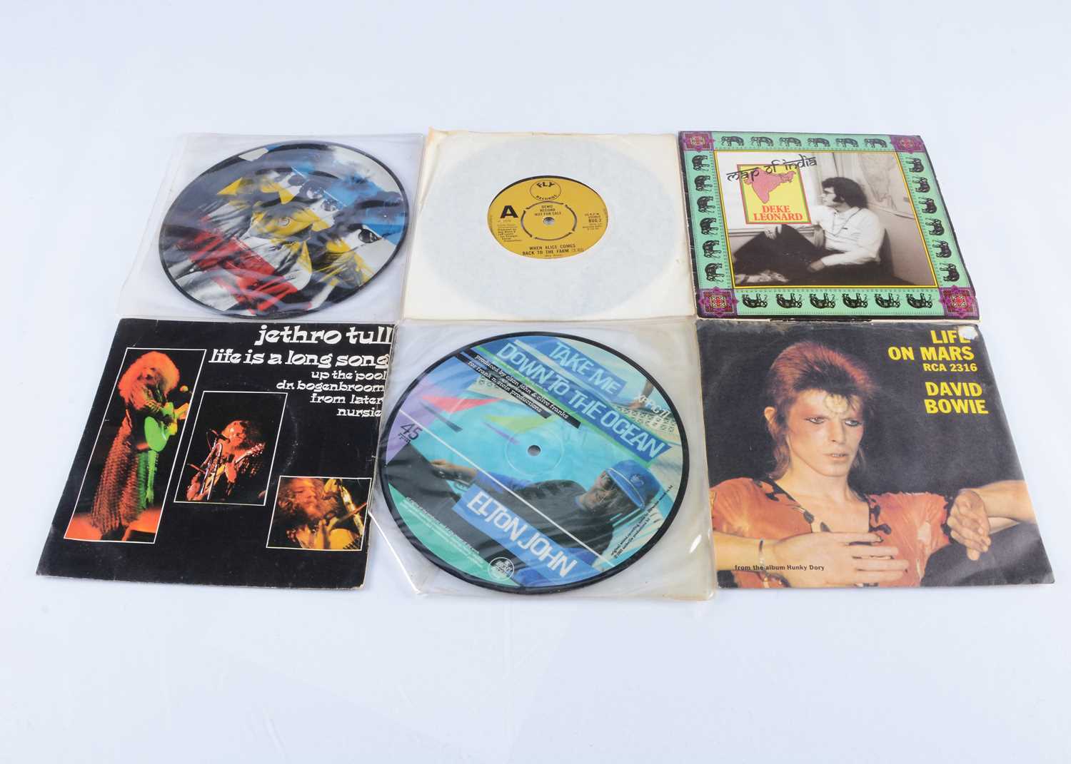 Lot 99 - 7" Singles