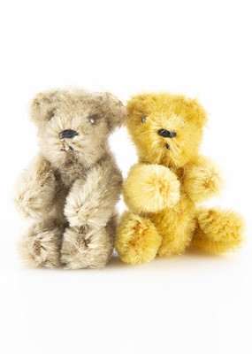 Lot 686 - Two post-war miniature Schuco Teddy Bears