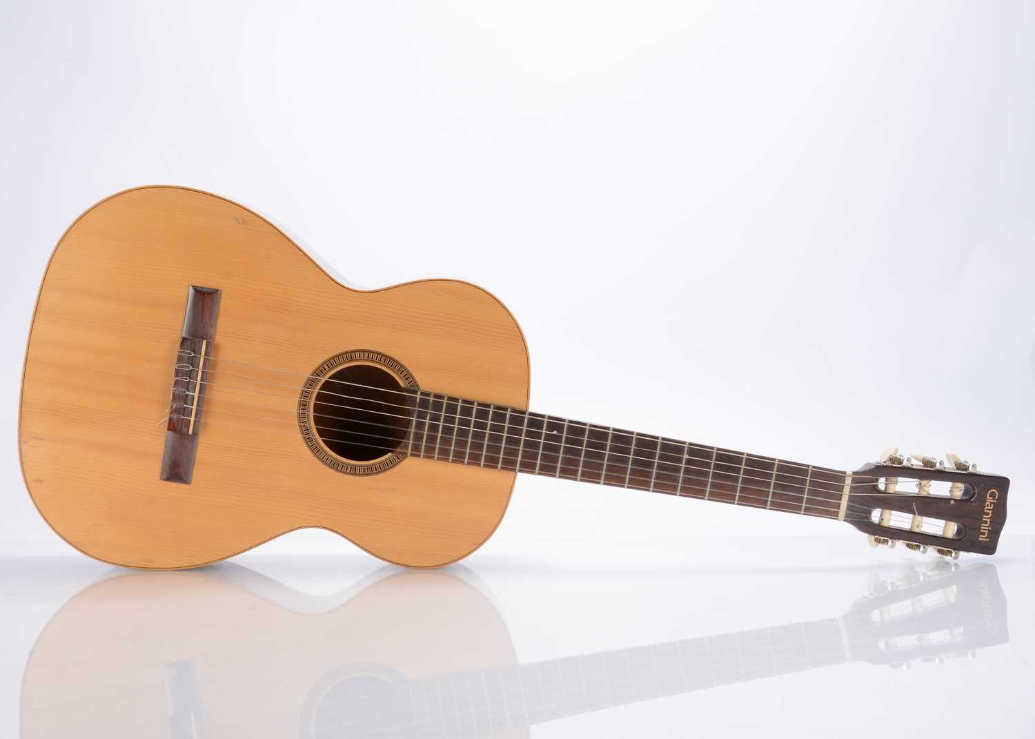 Lot 561 - Acoustic Guitars