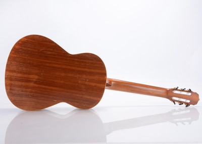 Lot 561 - Acoustic Guitars