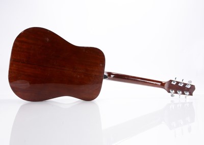 Lot 562 - Acoustic Guitars