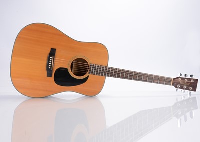 Lot 562 - Acoustic Guitars