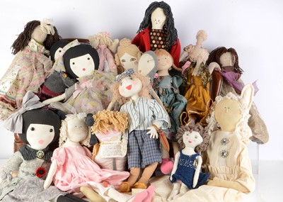 Lot 288 - Seventeen elongated cloth craft or artist dolls