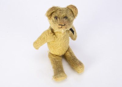 Lot 709 - A small 1910/20's Teddy Bear