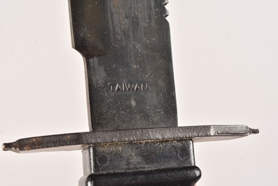 Lot 341 - A Glock 78 Pattern Survival Knife