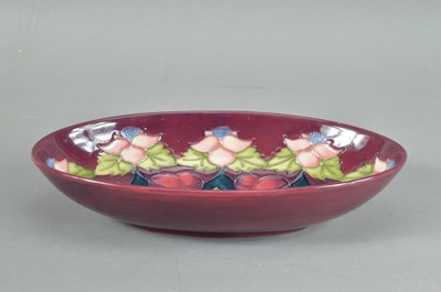 Lot 17 - A modern Moorcroft pottery collectors club oval dish