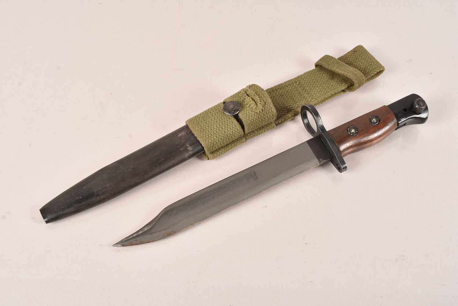 Lot 474 - A No.5 MkI Jungle Carbine Bayonet