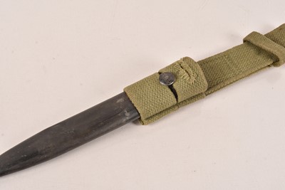 Lot 474 - A No.5 MkI Jungle Carbine Bayonet