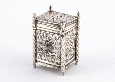 Lot 779 - A Dutch silver dolls’ house punch urn