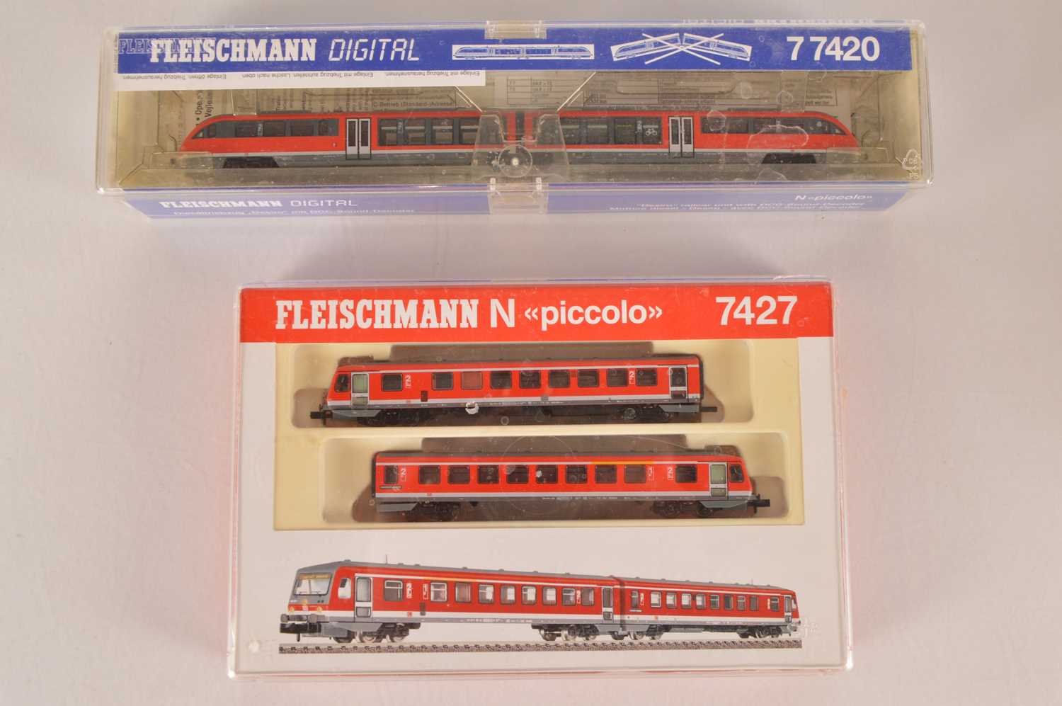Lot 46 - Fleischmann German N Gauge Diesel Rail Cars (2)