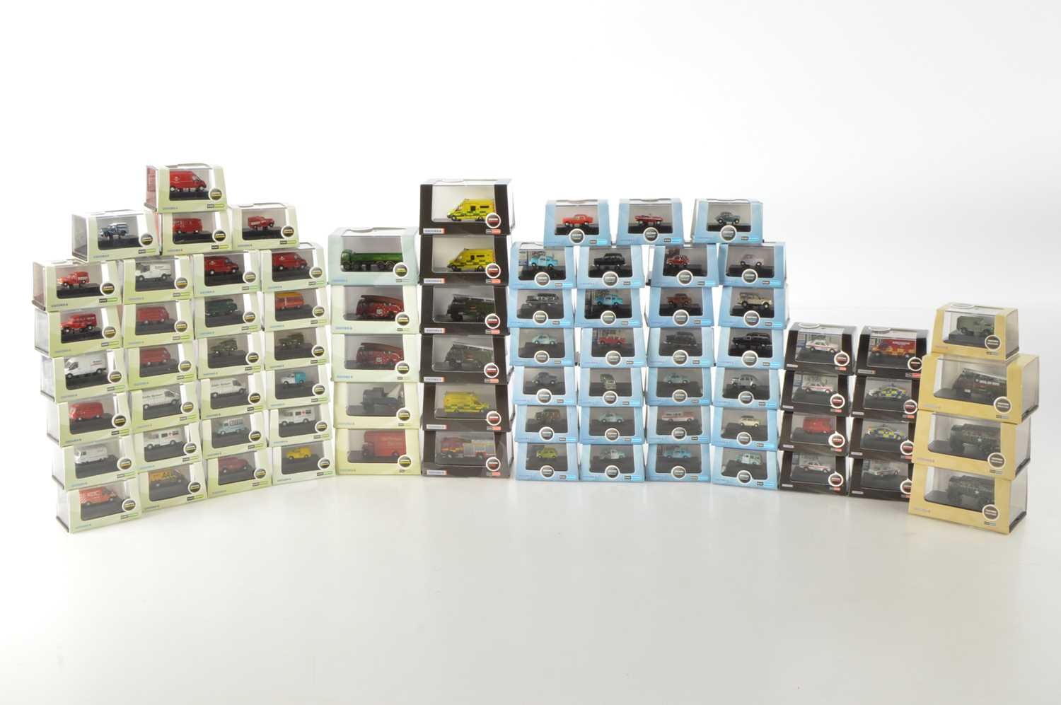 Lot 56 - Oxford Diecast N Scale Trackside Vehicles (78)