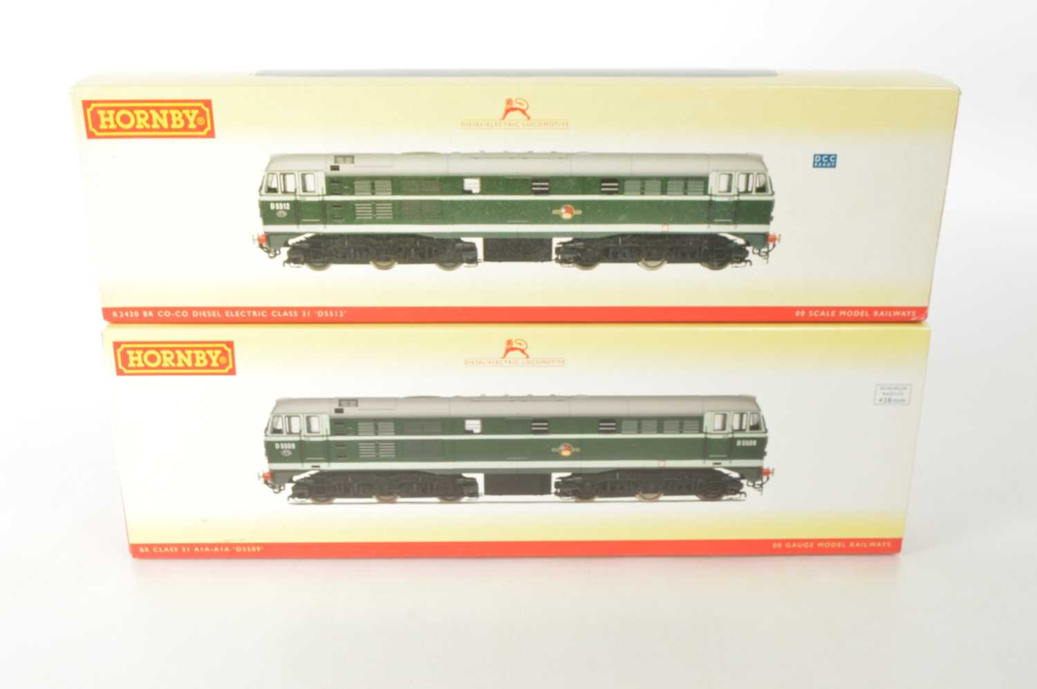Lot 85 - Hornby 00 Gauge boxed  BR green Class A31 A1A A1A  Diesel Locomotives (2)