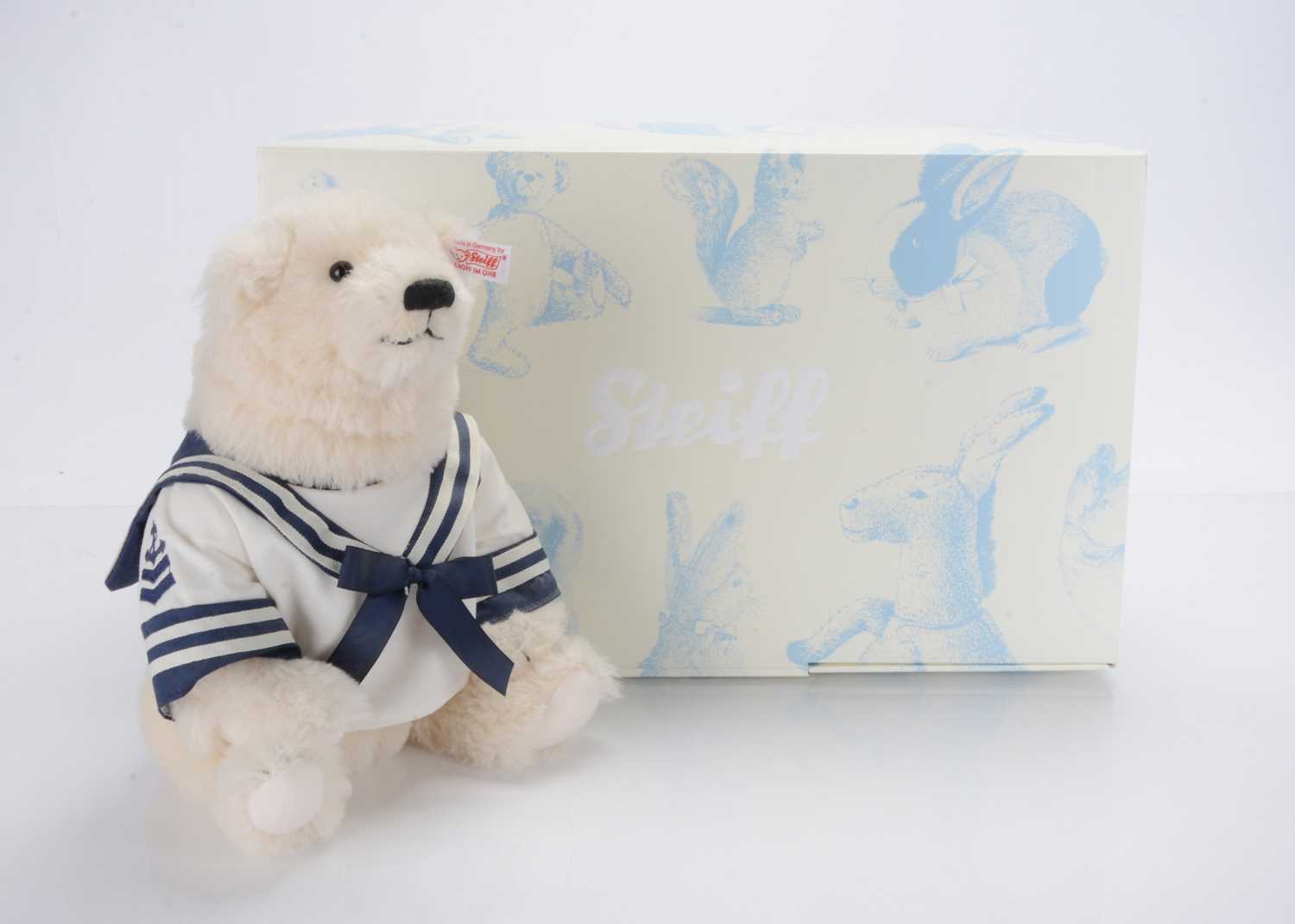 Lot 54 - A Steiff limited edition Polar the Titanic Bear