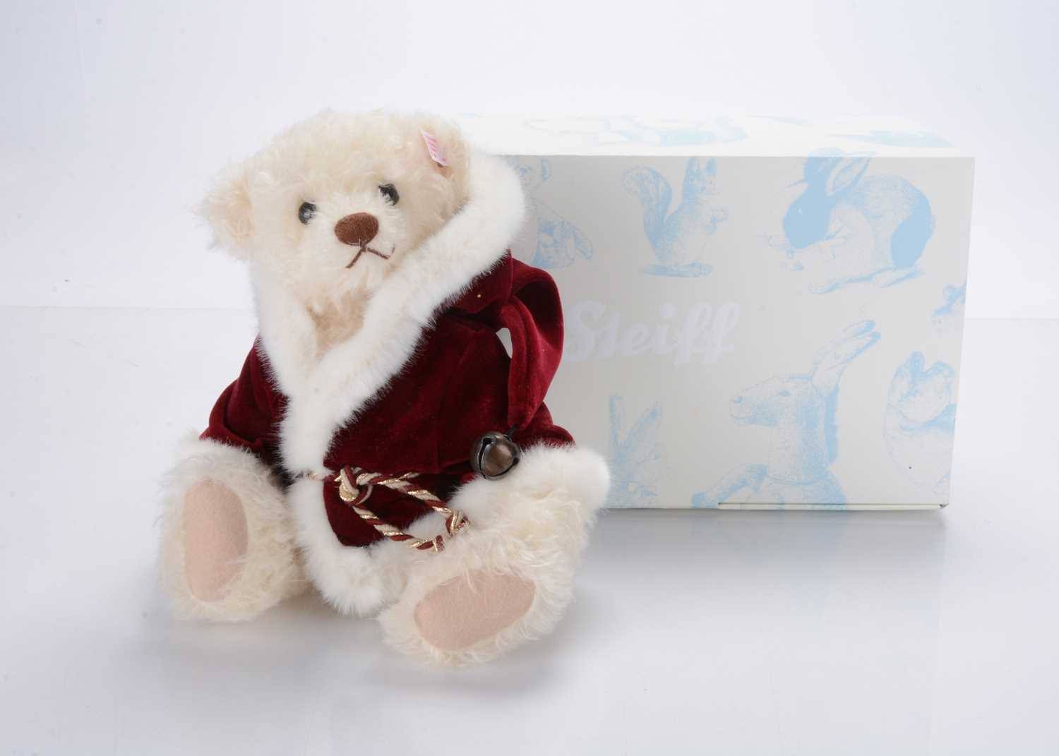 Lot 55 - A Steiff limited edition Christmas teddy bear 2010