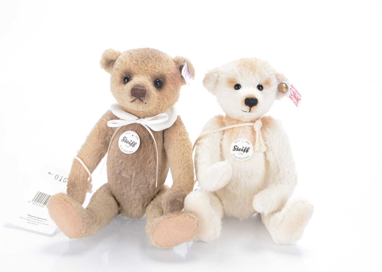 Lot 72 - Two Steiff limited edition Club Event teddy bears
