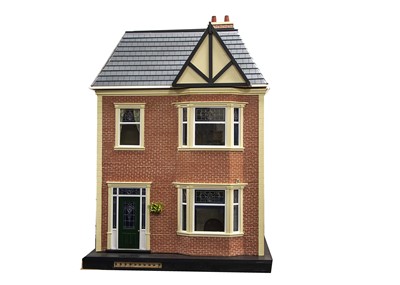 Lot 855 - A Chris Rouch Top Toise modern miniaturist dolls’ house Victorian Villa
