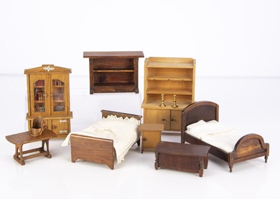 Lot 942 - German wooden dolls’ house furniture 1920-30s