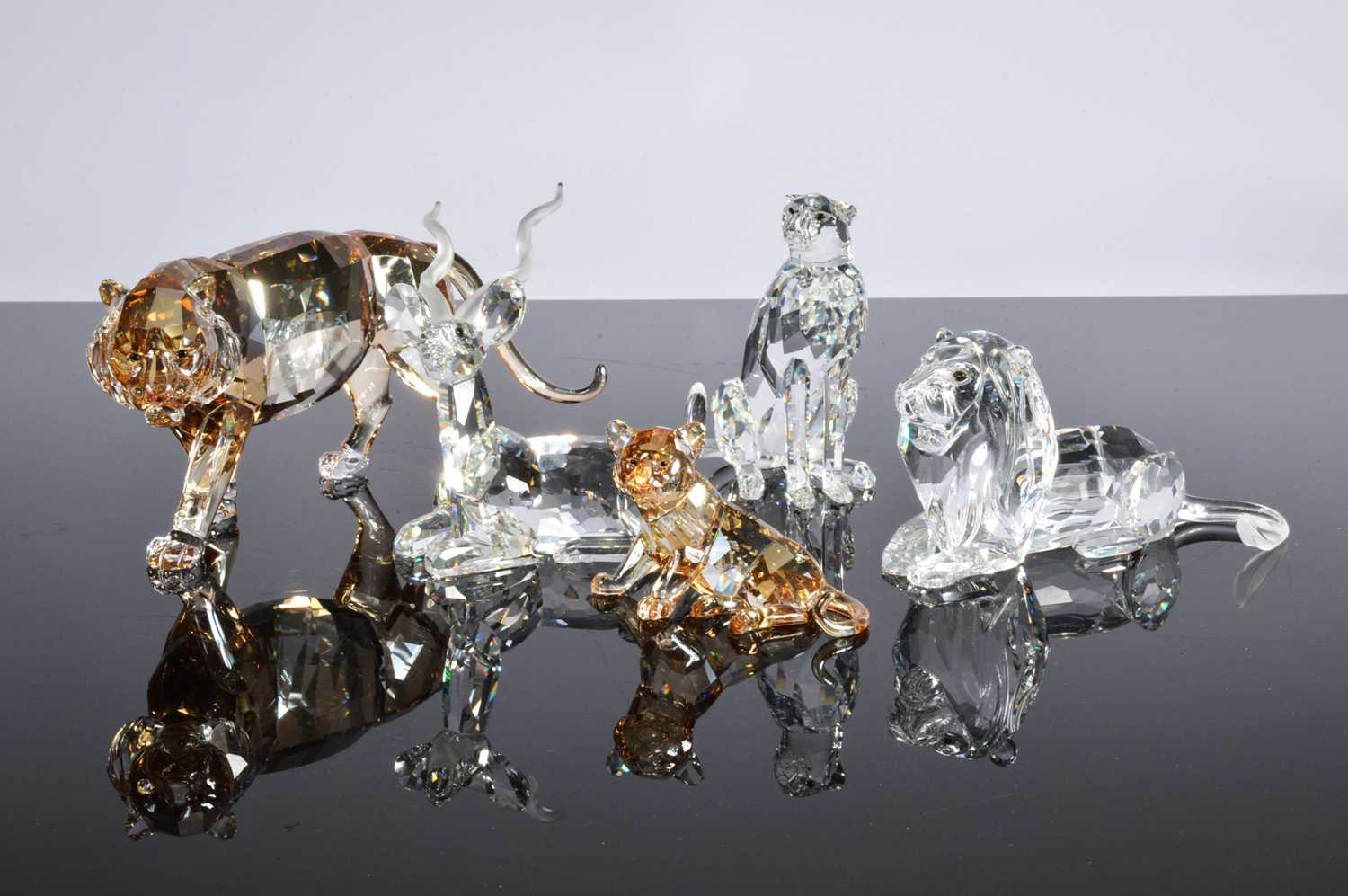 Lot 10 - A collection of five Swarovski figures